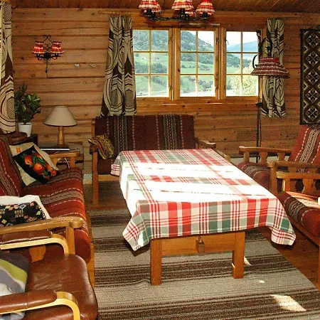 Feriehus Four-bedroom In 1 *