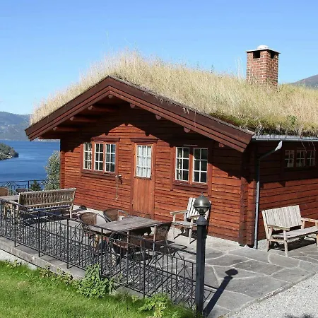 Four-bedroom In 1