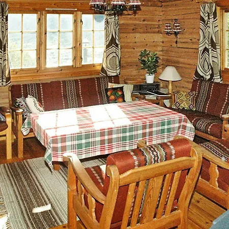 Hébergement de vacances Four-bedroom In 1 *